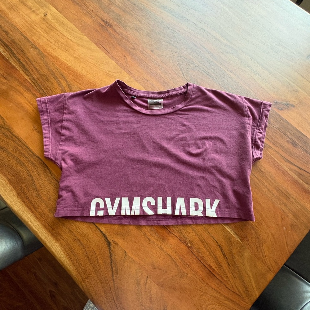Gymshark Women's Cropped Tee in Deep Berry